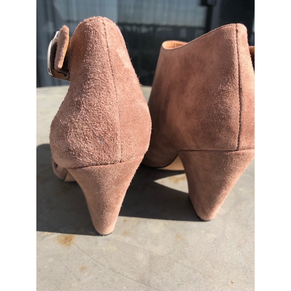 NWT - VINCE CAMUTO Nude Genuine Leather Heels - Picture 6 of 8